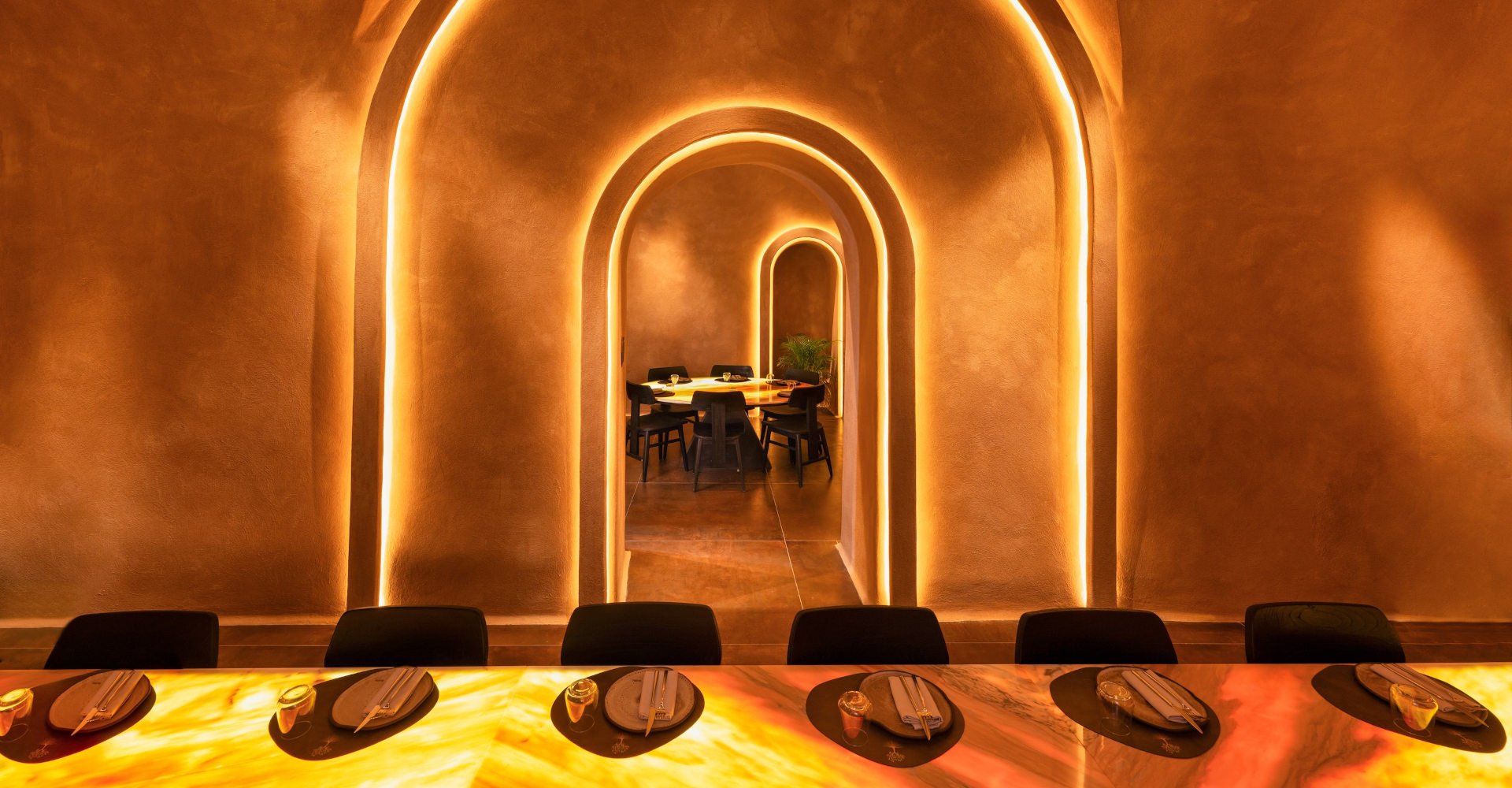 Rizes Restaurants - Slide 20